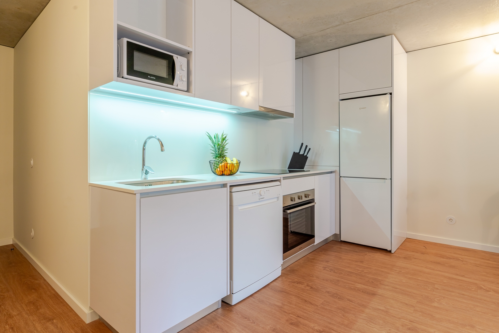 Modern 1BR Trio, Central Porto by HostWise 51 Host Wise Booking