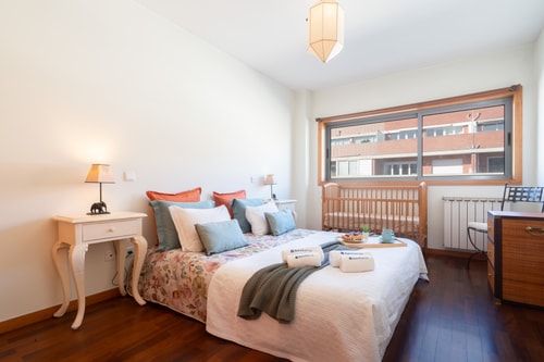 Spacious Retreat wBalcony | Guimarães by HostWise Host Wise Booking