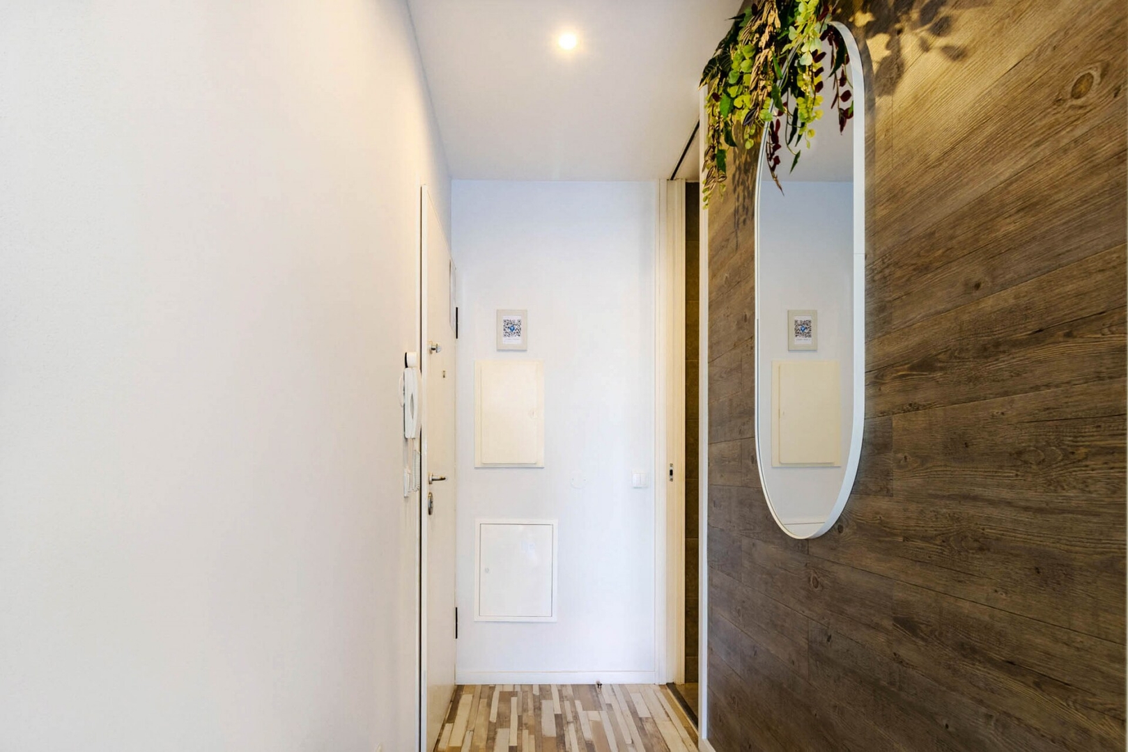 Modern & Stylish Flat w/ Balcony by HostWise 15 Host Wise Booking