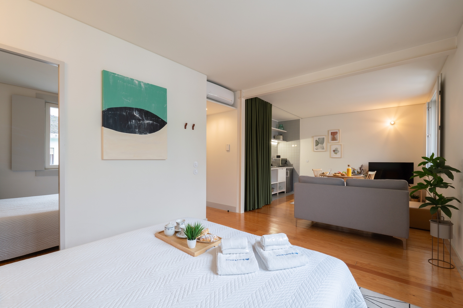 Dual Sunny Studios in Old Guimarães by HostWise 45 Host Wise Booking