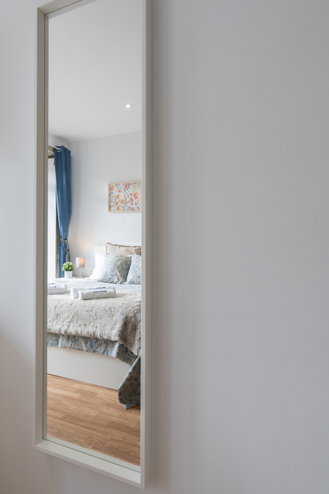 HostWise - Serene & Bright Studio 16 Host Wise Booking