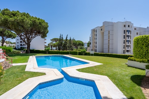 HostWise - Sunny Escape with a Pool & Balcony Host Wise Booking
