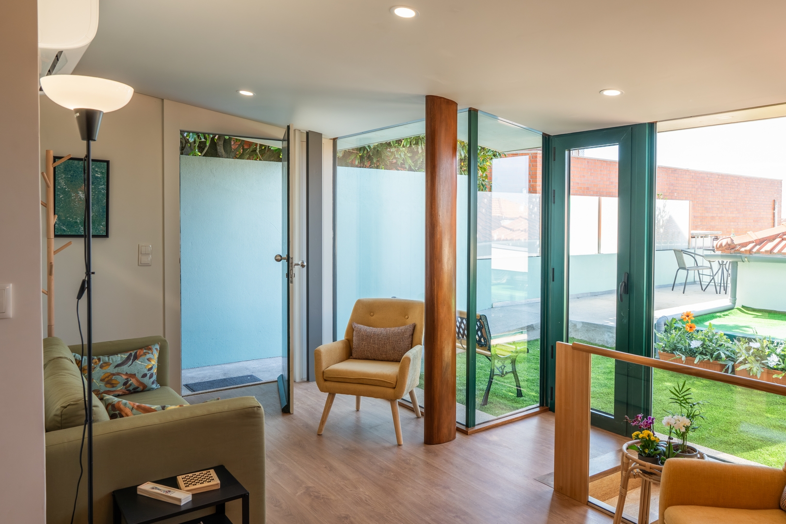 Artistic Studio with Terrace in Foz by HostWise 20 Host Wise Booking