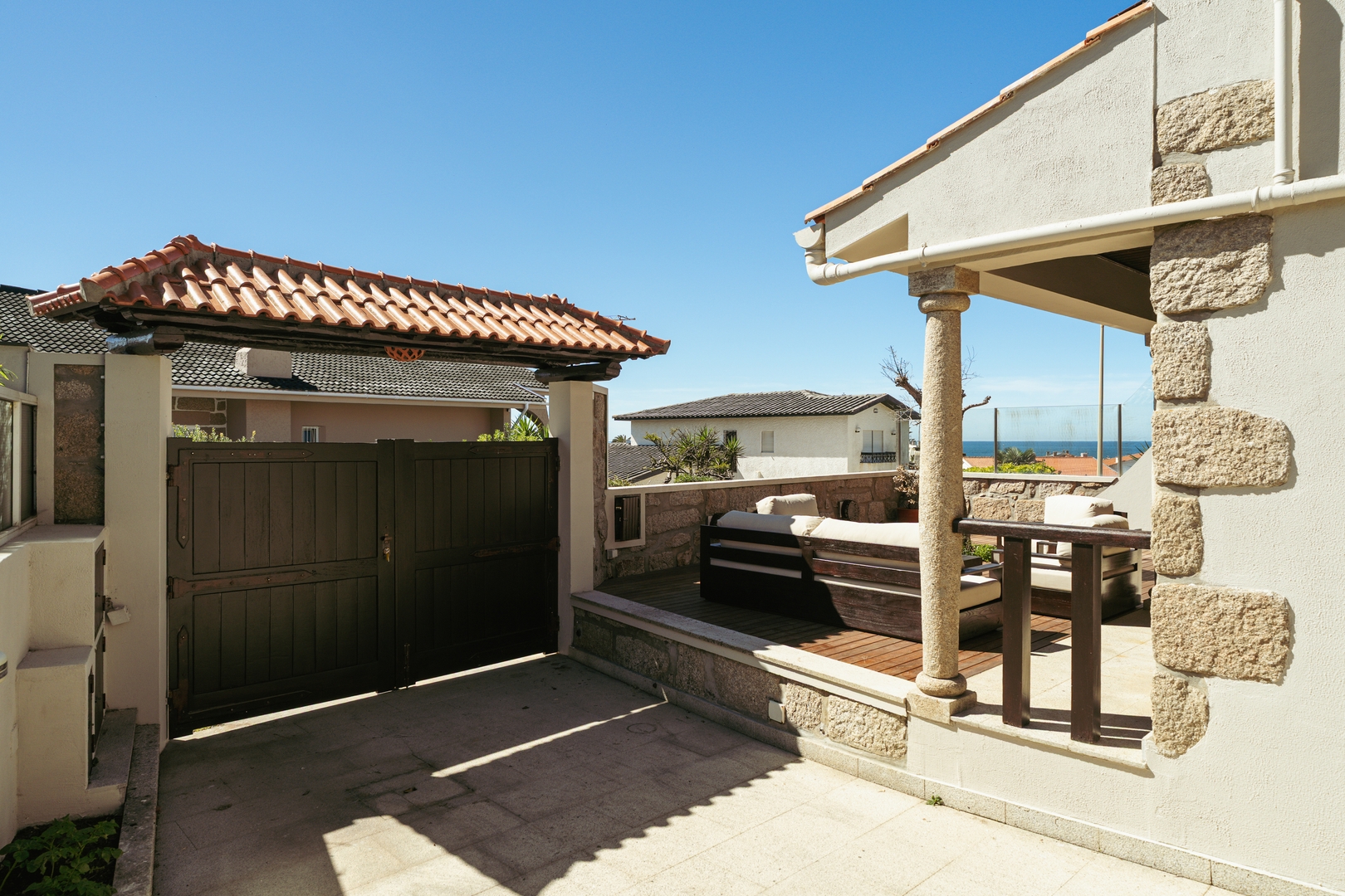 Beach Villa with Jacuzzi & Garage by HostWise 37 Host Wise Booking