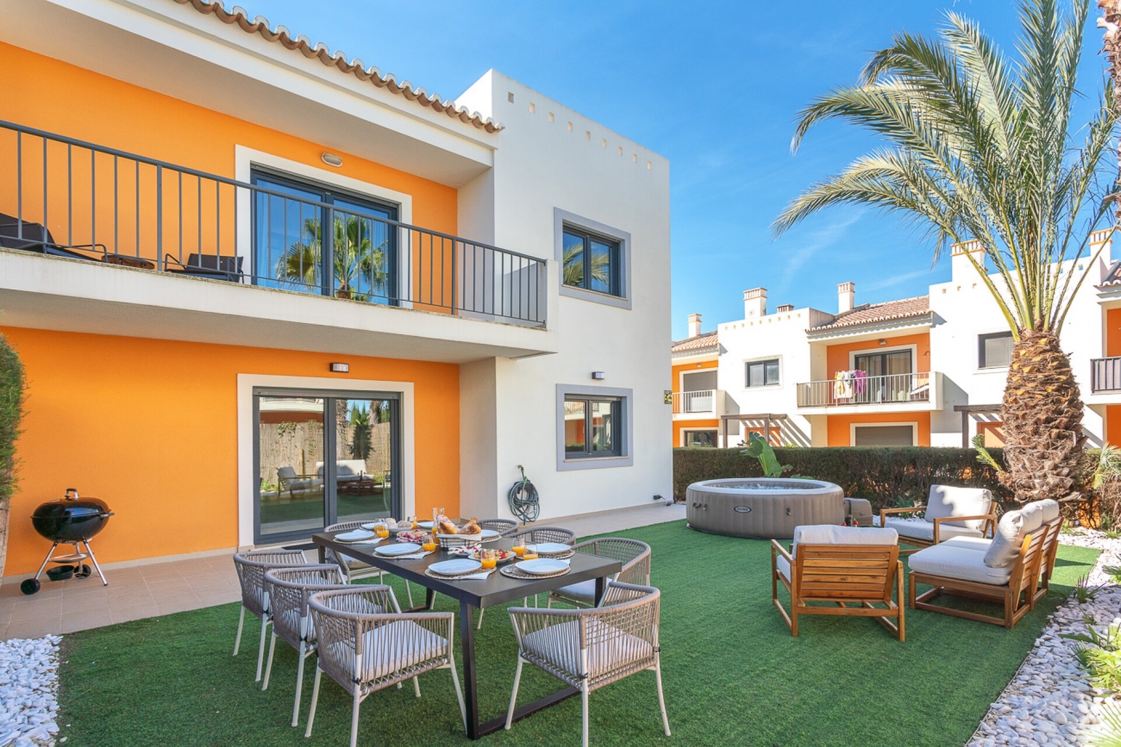 Host Wise - Deluxe House | Pool & Jacuzzi 2 Host Wise Booking