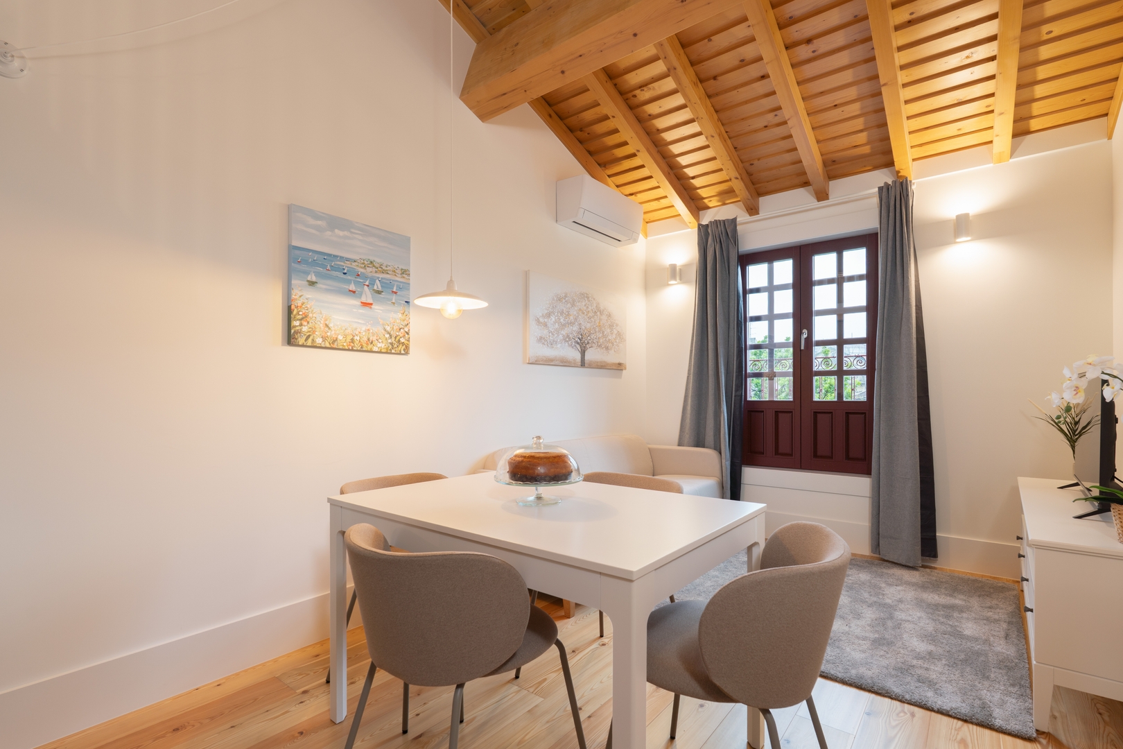 Spacious & Family Flats by HostWise 38 Host Wise Booking