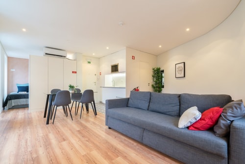 Large Vintage Studio | Ace Location by HostWise Host Wise Booking
