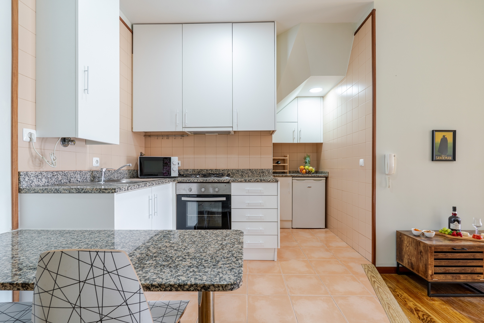 Twin Picaria Balcony Suites by HostWise 2 Host Wise Booking