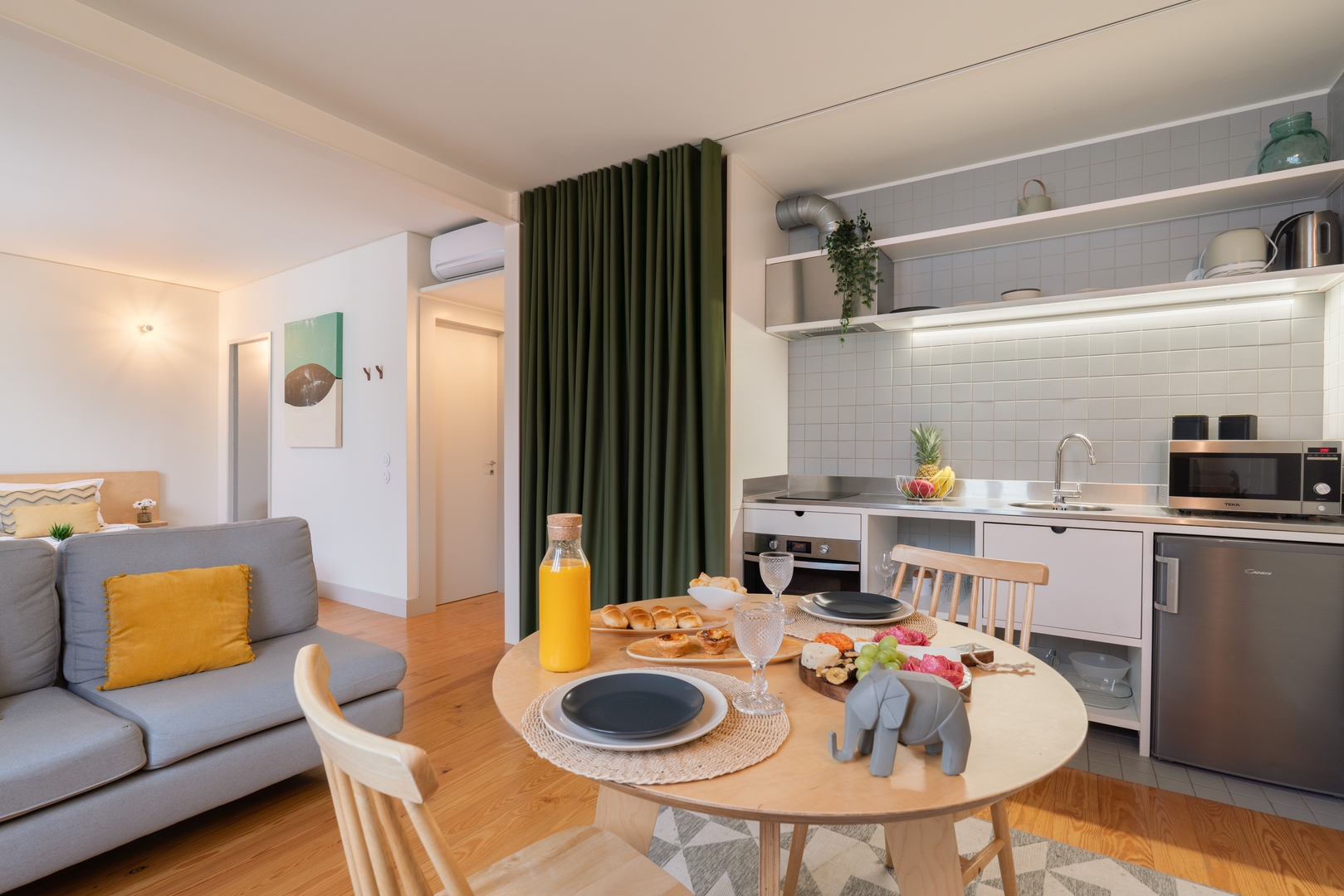 Studios & Spacious T4 with Garden by HostWise 29 Host Wise Booking