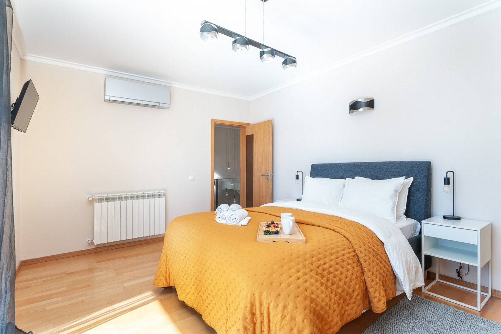 Host Wise - Deluxe House | Pool & Jacuzzi 4 Host Wise Booking