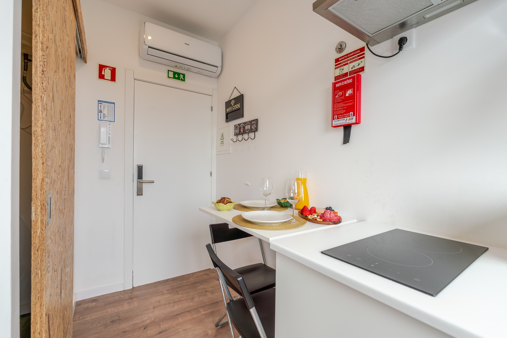HostWise - Cozy Studio 12 Host Wise Booking