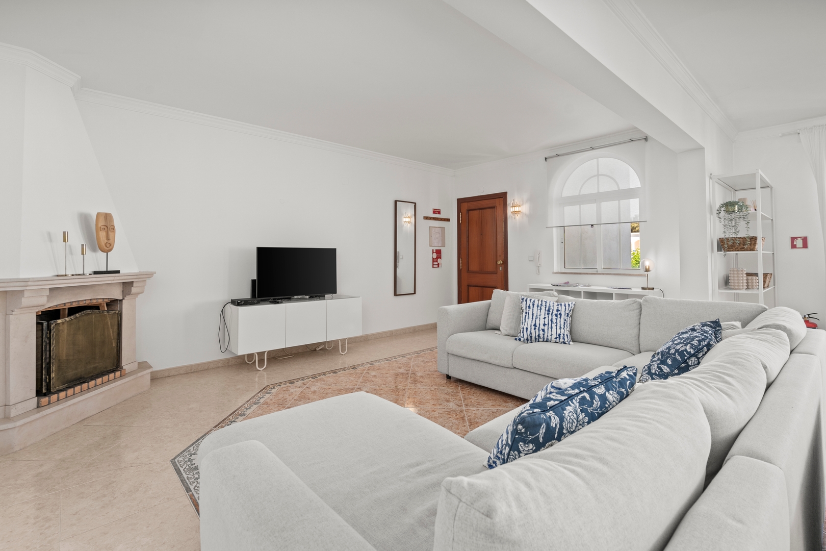 Elegant Flat with Pool & Balcony by HostWise 12 Host Wise Booking