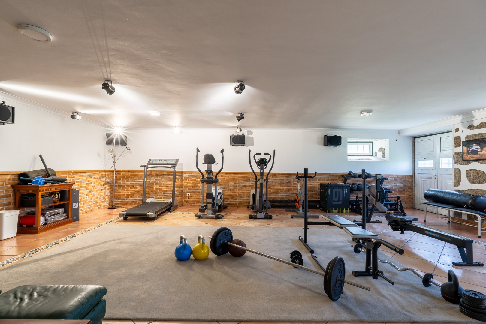 Classic Villa w/ Gym & Pool Access by HostWise 32 Host Wise Booking