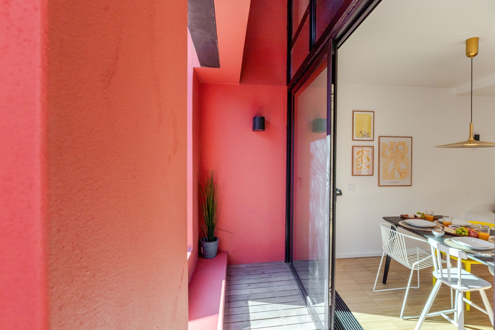 Stylish Open-Plan Flat with Swimming Pool by HostWise 27 Host Wise Booking