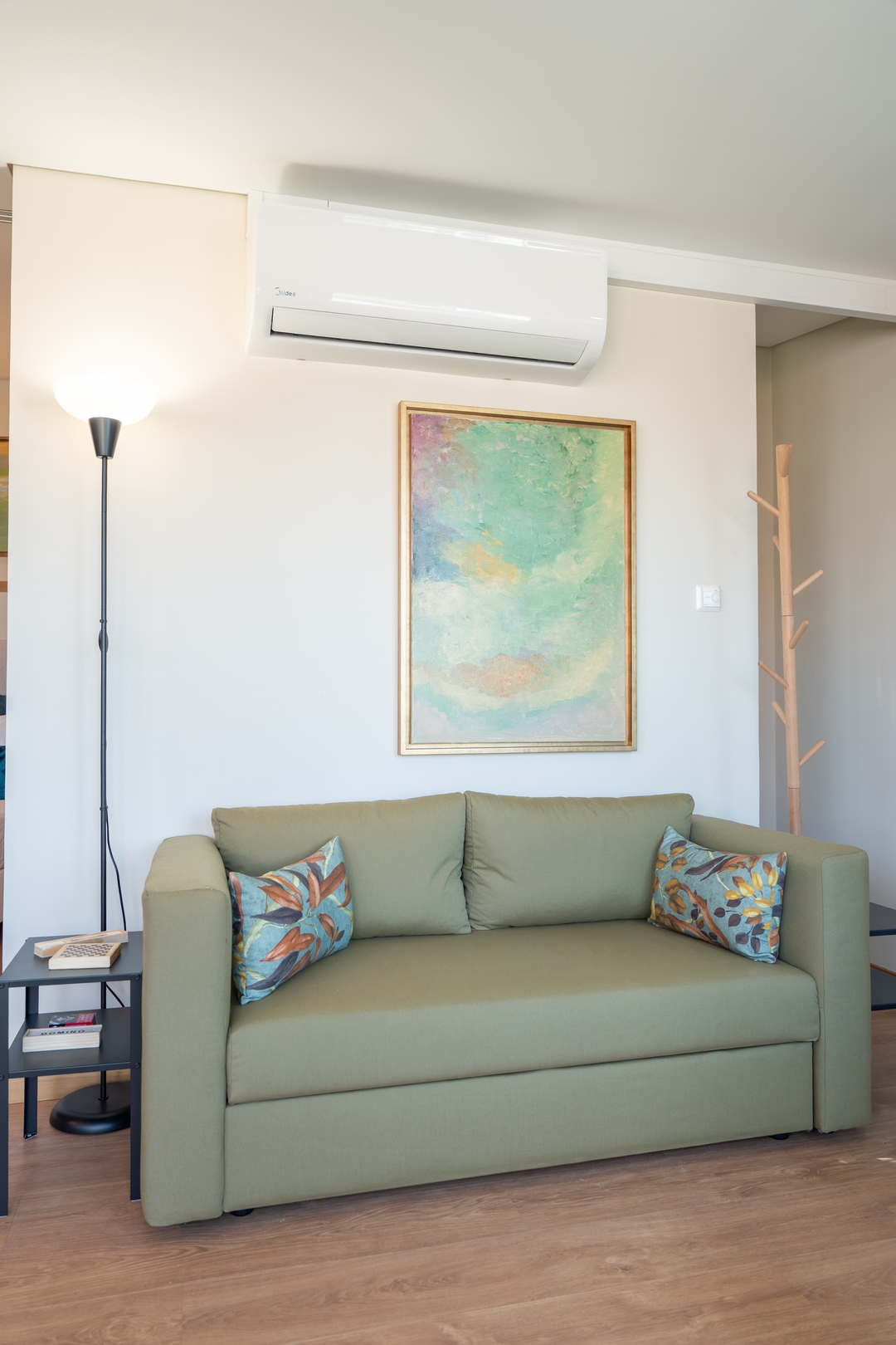 Artistic Studio with Terrace in Foz by HostWise 36 Host Wise Booking