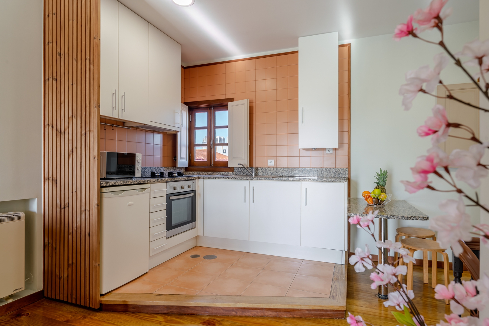 Twin Picaria Balcony Suites by HostWise 54 Host Wise Booking