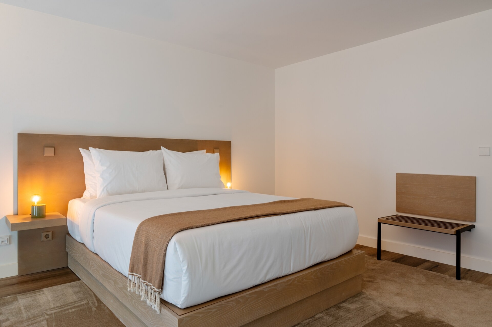 Host Wise - Fervença Boutique Palace 11 2 Host Wise Booking