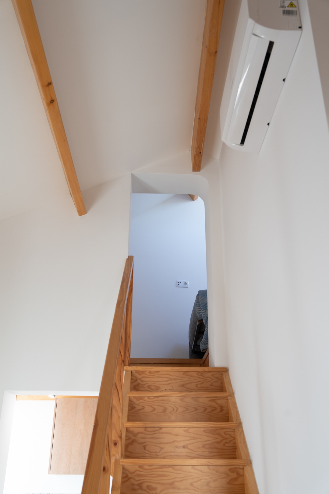 Cozy T1 Flats with Courtyard BBQ by HostWise 35 Host Wise Booking