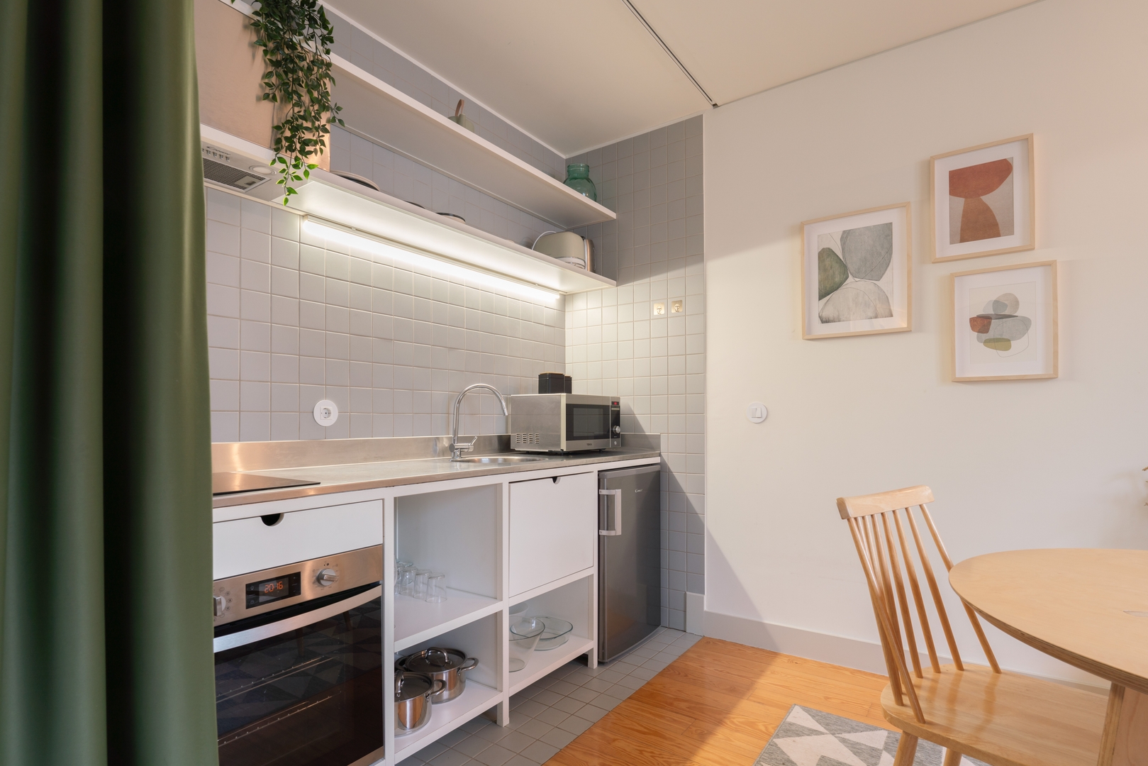Dual Sunny Studios in Old Guimarães by HostWise 35 Host Wise Booking