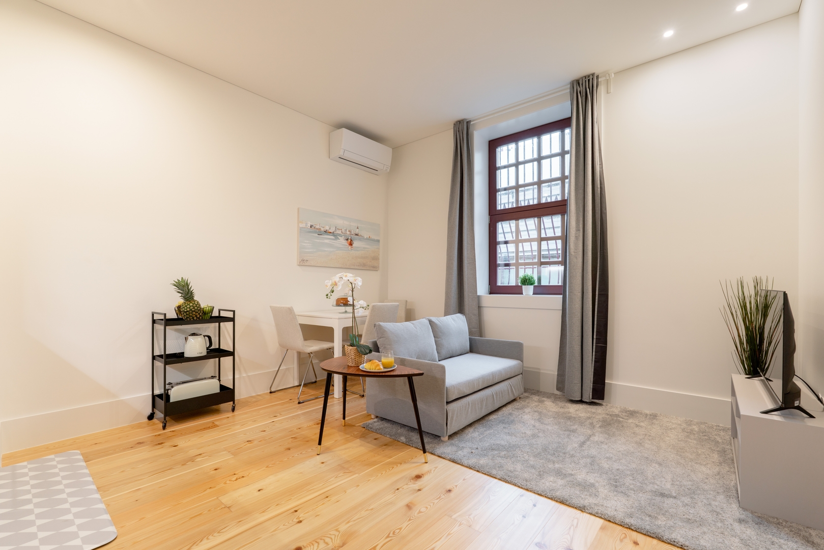 Modern & Cozy Flat by HostWise 7 Host Wise Booking