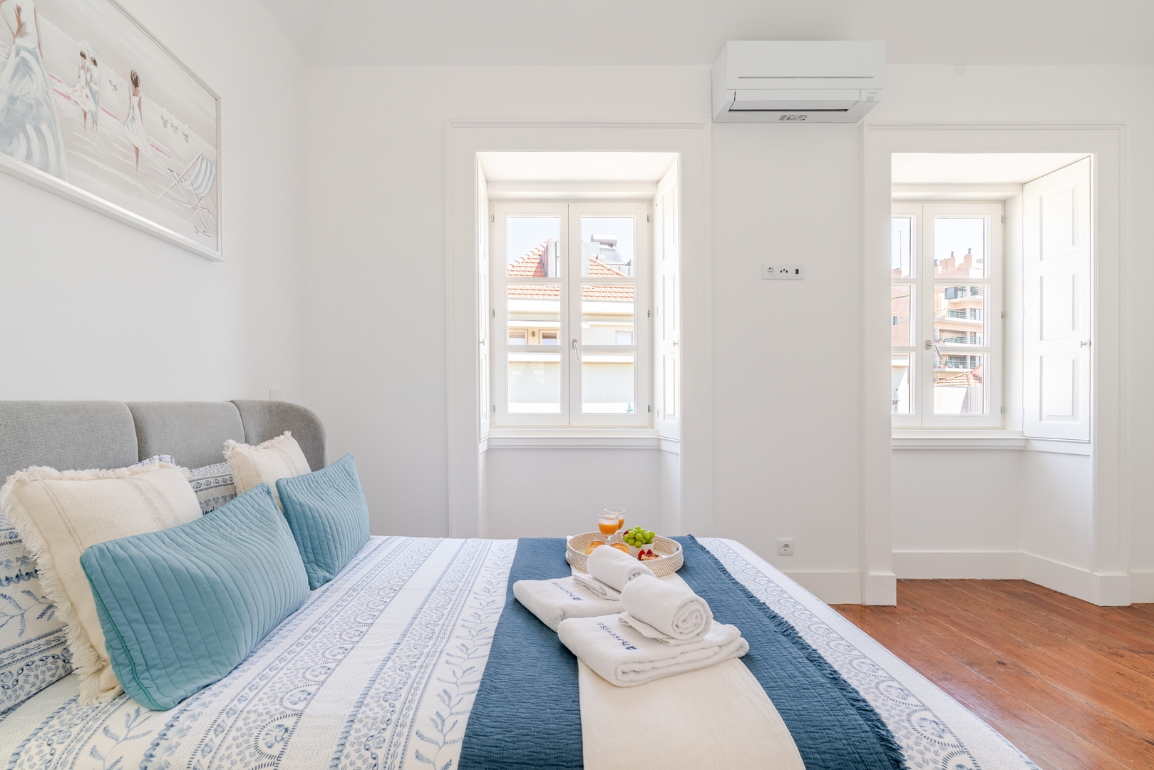 Bright Flat in Historic Foz House by HostWise 8 Host Wise Booking