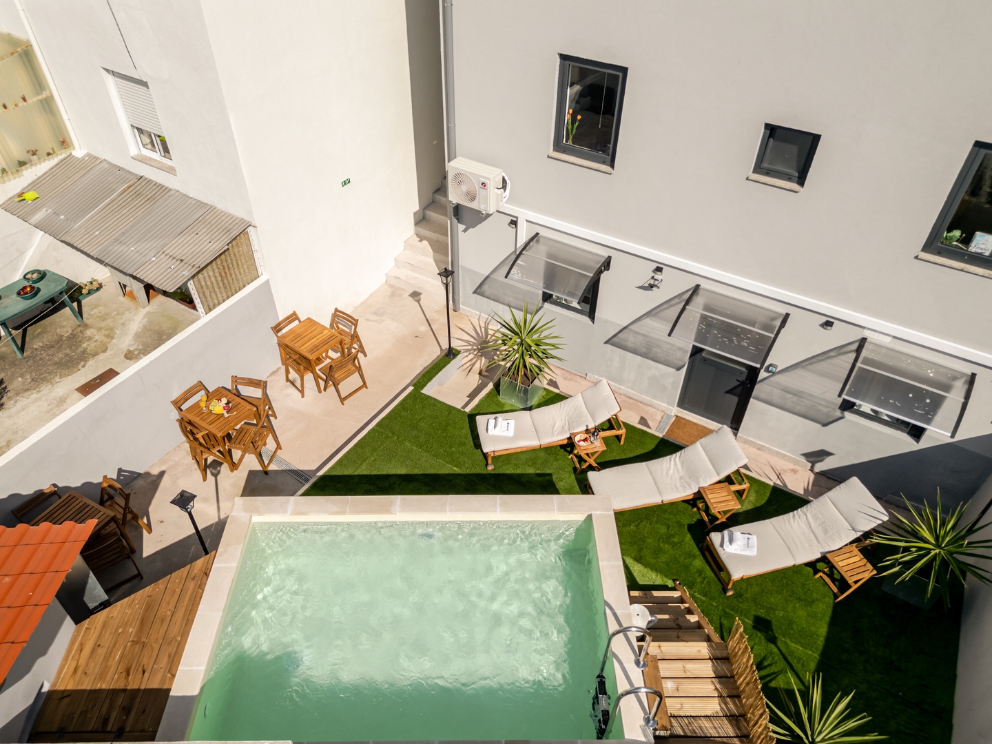 Poolside Duo Retreat, Silva Brinco by HostWise 15 Host Wise Booking