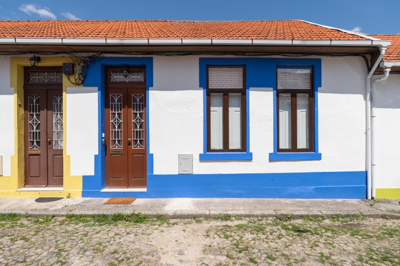 Colourful 2-Home w/ Terrace in Boavista by HostWise 25 Host Wise Booking