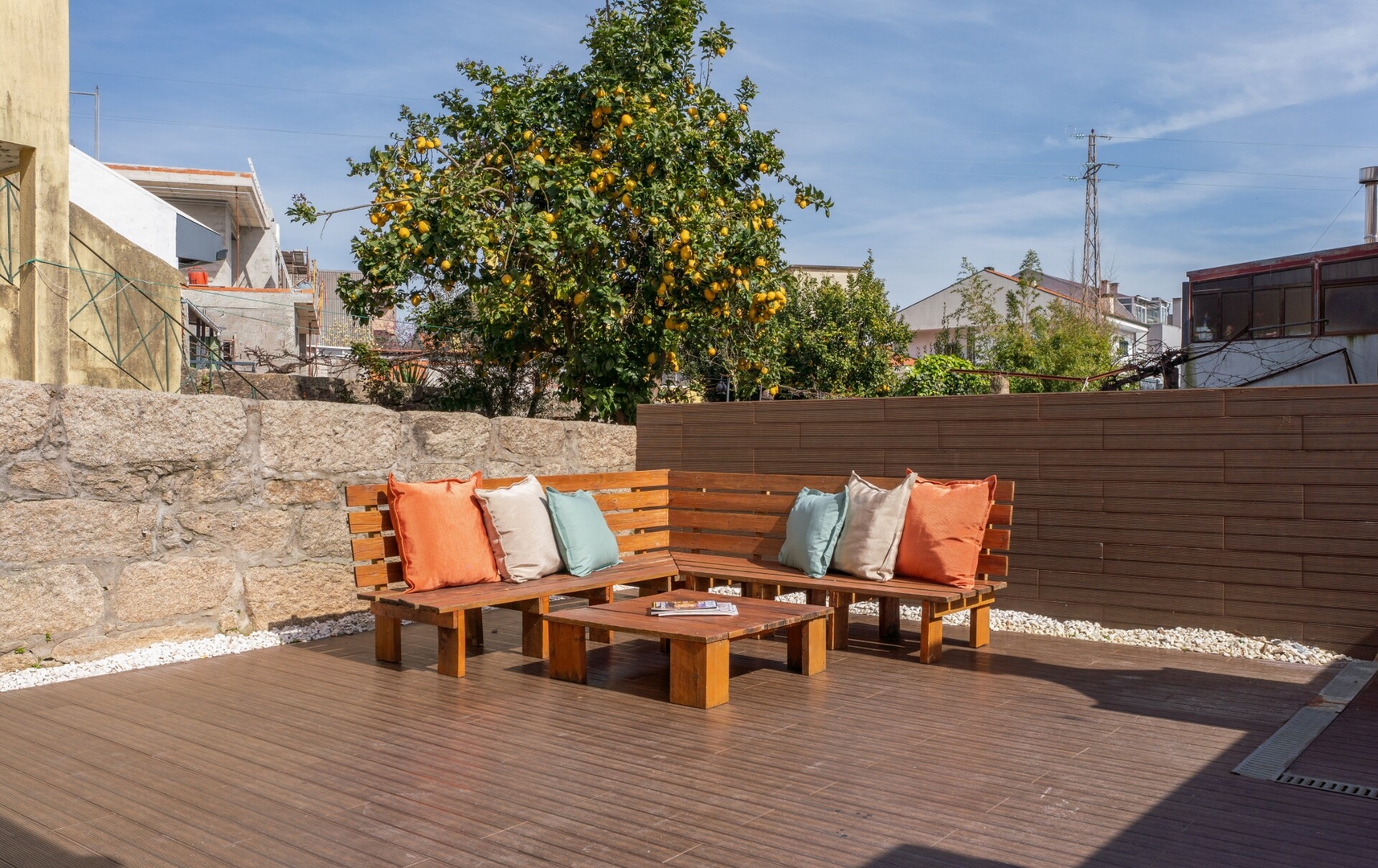 Host Wise - Charming Spacious Duplex House 33 Host Wise Booking
