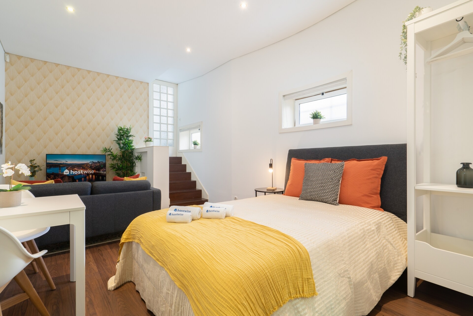 Host Wise - 2 Rustic Colorful Flats | Terrace 1 Host Wise Booking