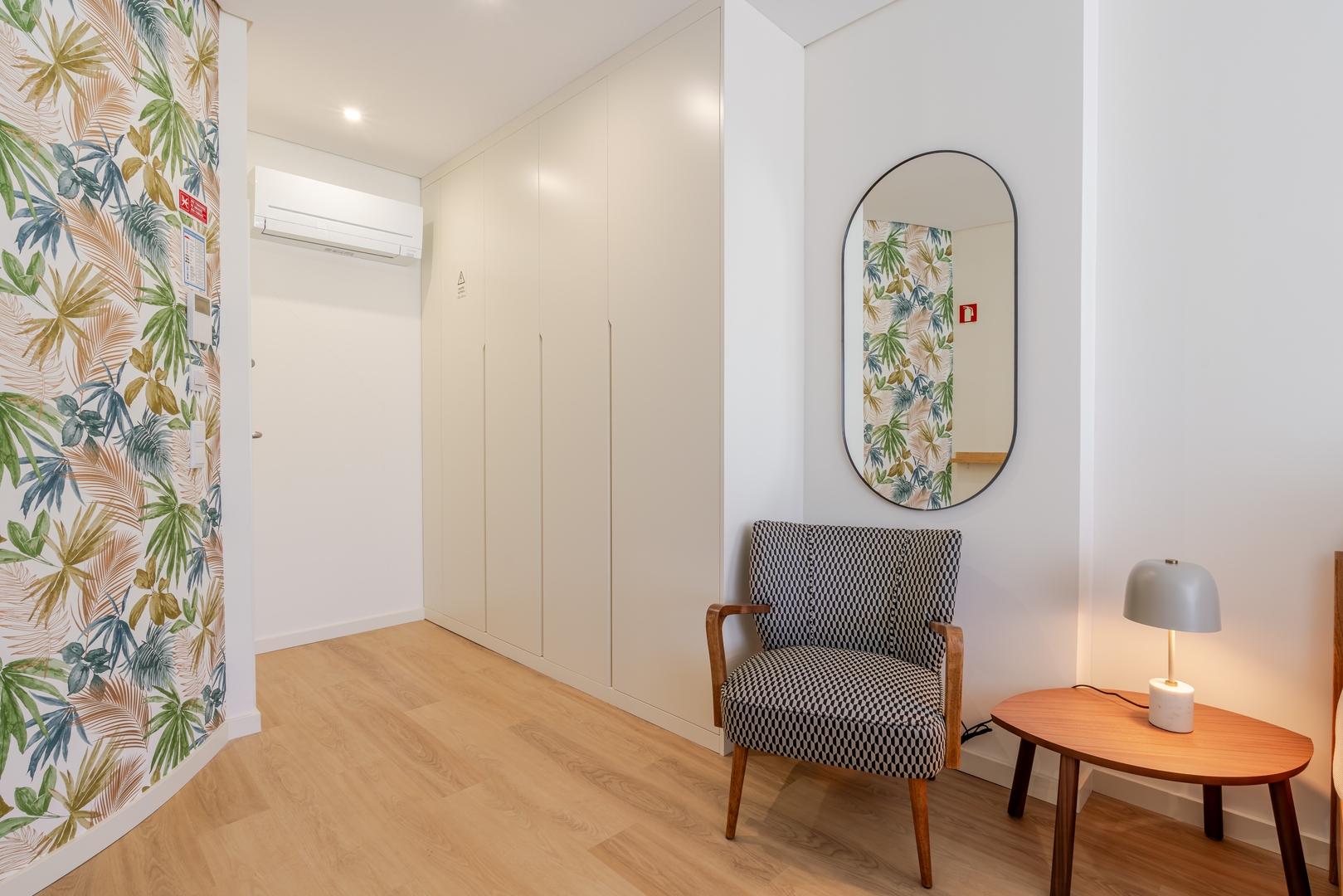 Stylish Balcony Apt & 2 Cozy Studios by HostWise 23 Host Wise Booking