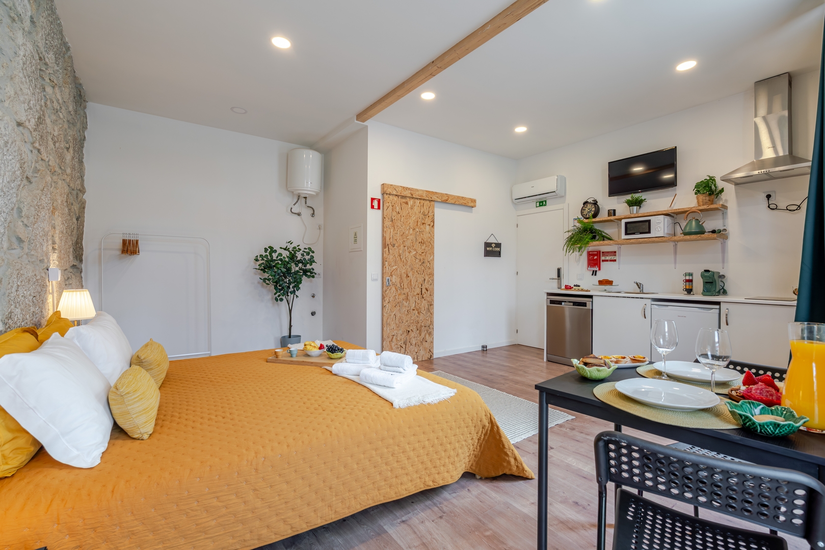 HostWise - Stylish Stone-Walled Flat 14 Host Wise Booking