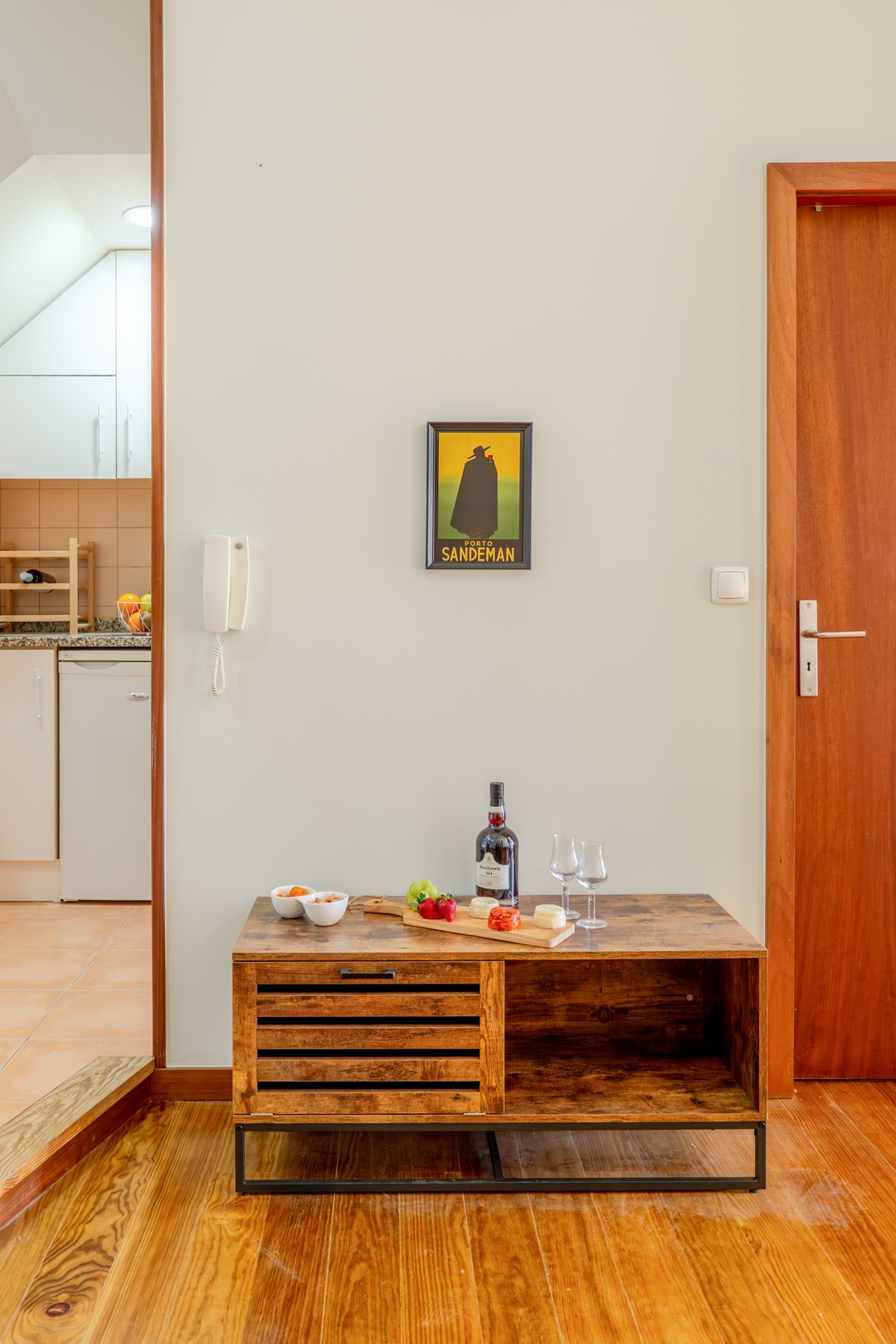 Twin Picaria Balcony Suites by HostWise 17 Host Wise Booking