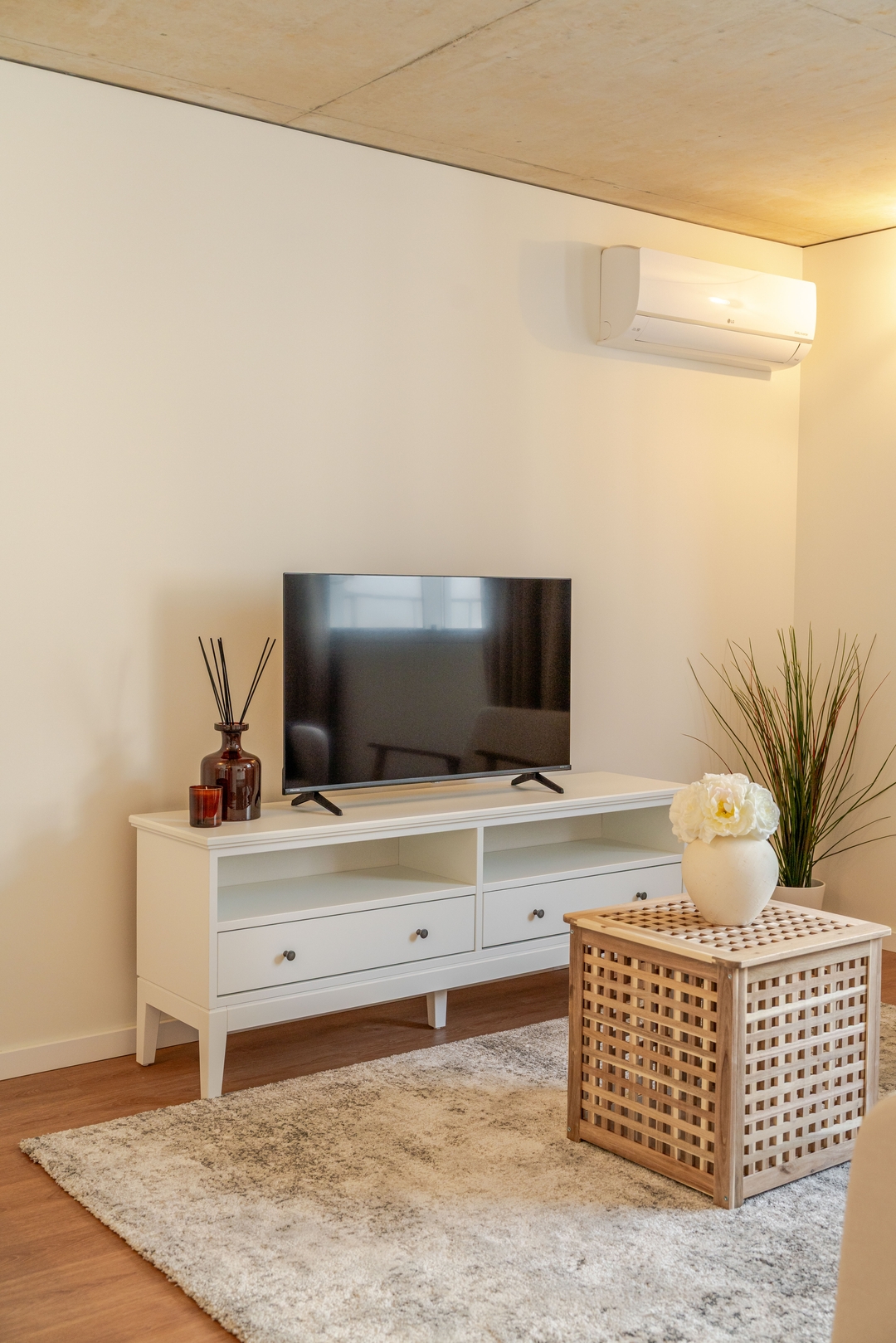 Premium Apartment with Garage by HostWise 22 Host Wise Booking