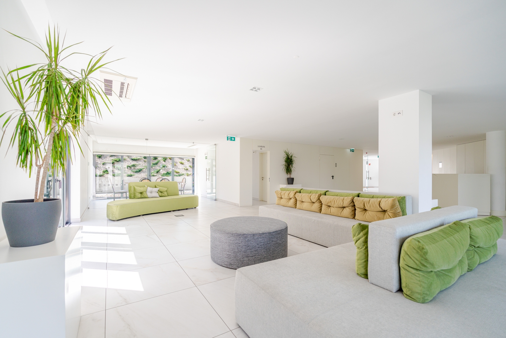 Studio w/ Balcony, Pool & Gym in Antas by HostWise 29 Host Wise Booking