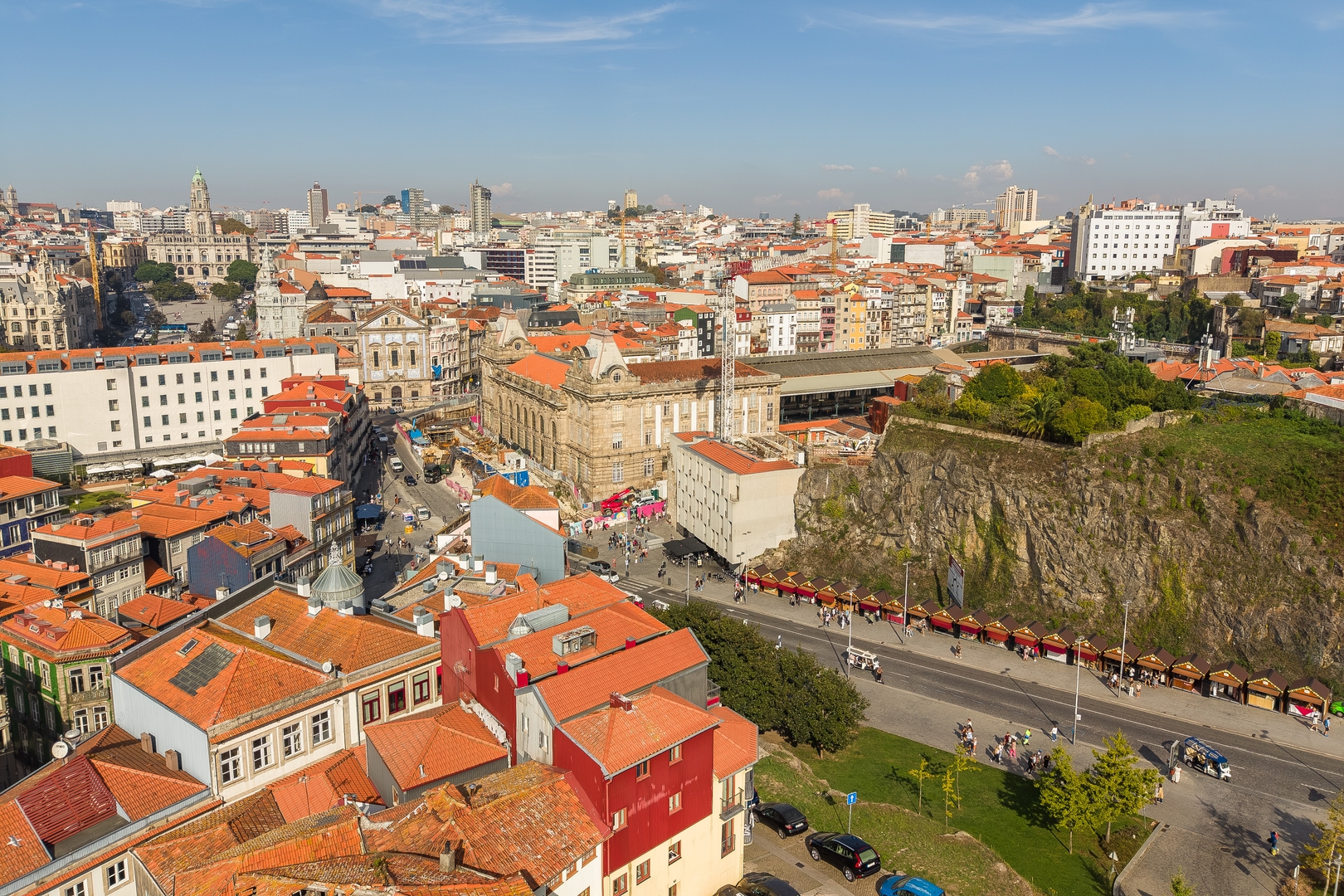City Views & Balcony in Historic Porto by HostWise 28 Host Wise Booking