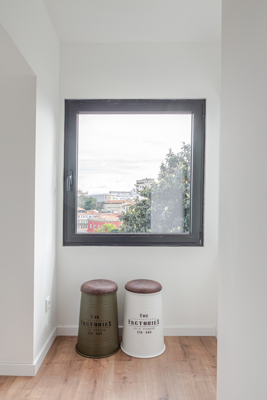 HostWise - Charming Urban Flat with a Terrace 17 Host Wise Booking