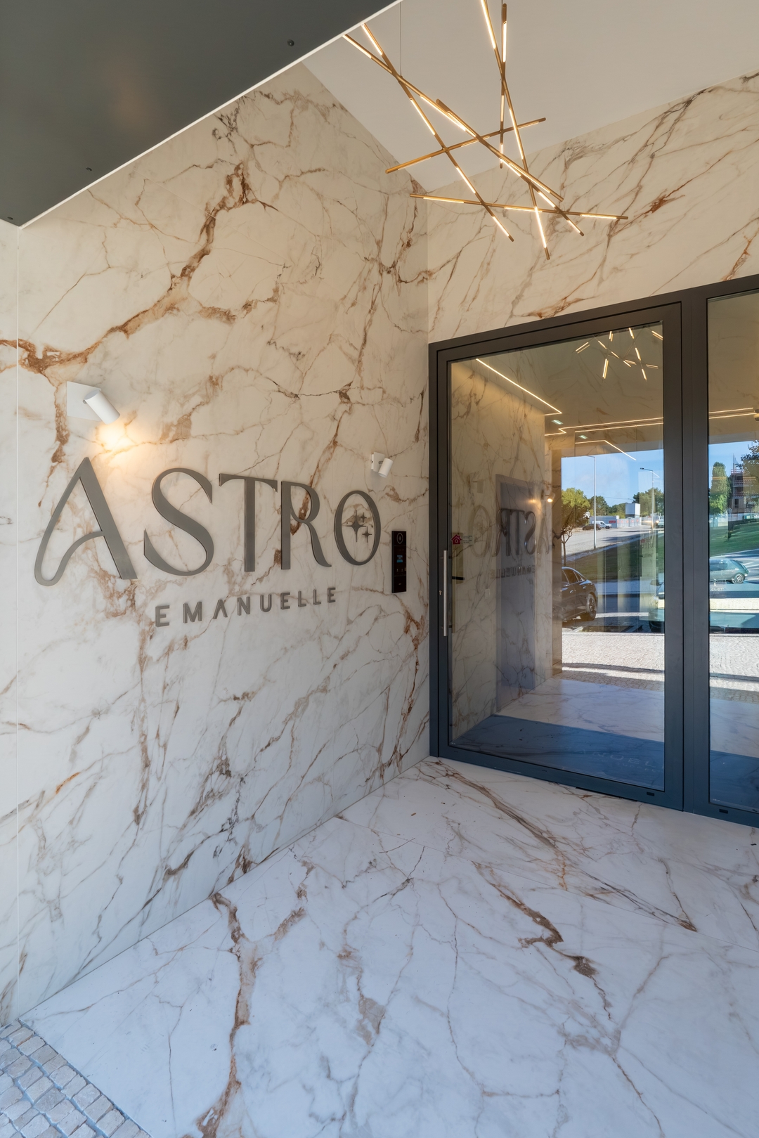 Sleek & Modern Flat w/ Private Garage by HostWise 39 Host Wise Booking