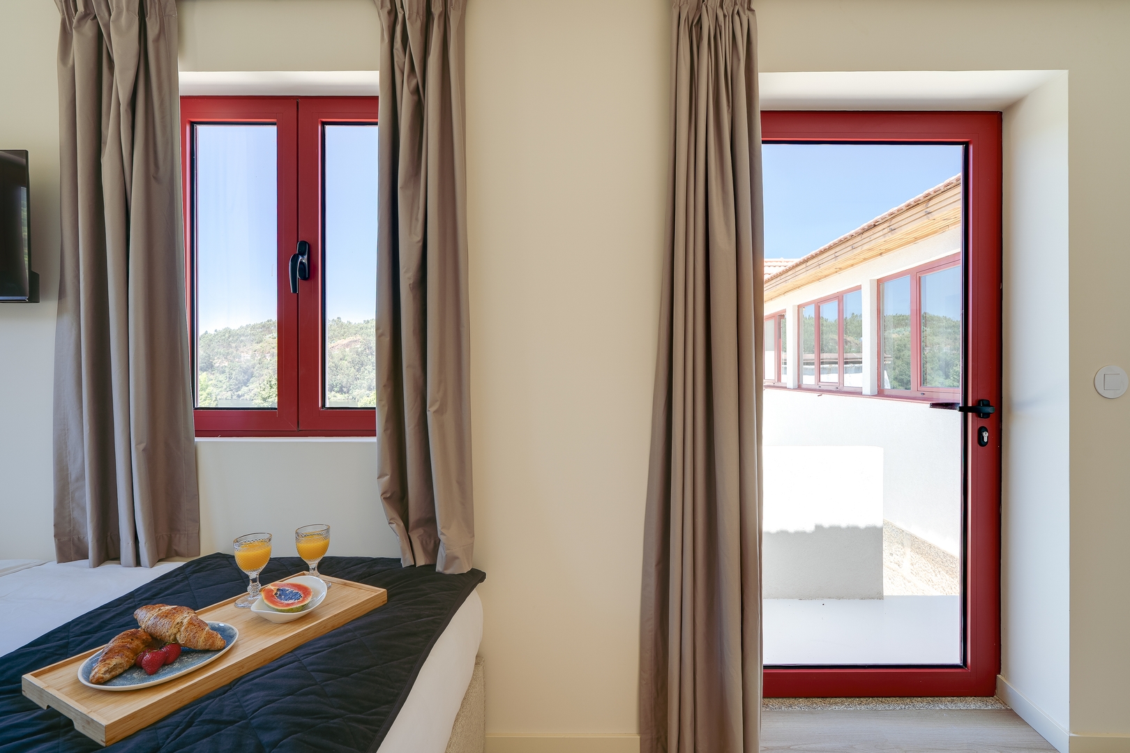 Douro Arda House | Pool & Jacuzzi by HostWise 33 Host Wise Booking