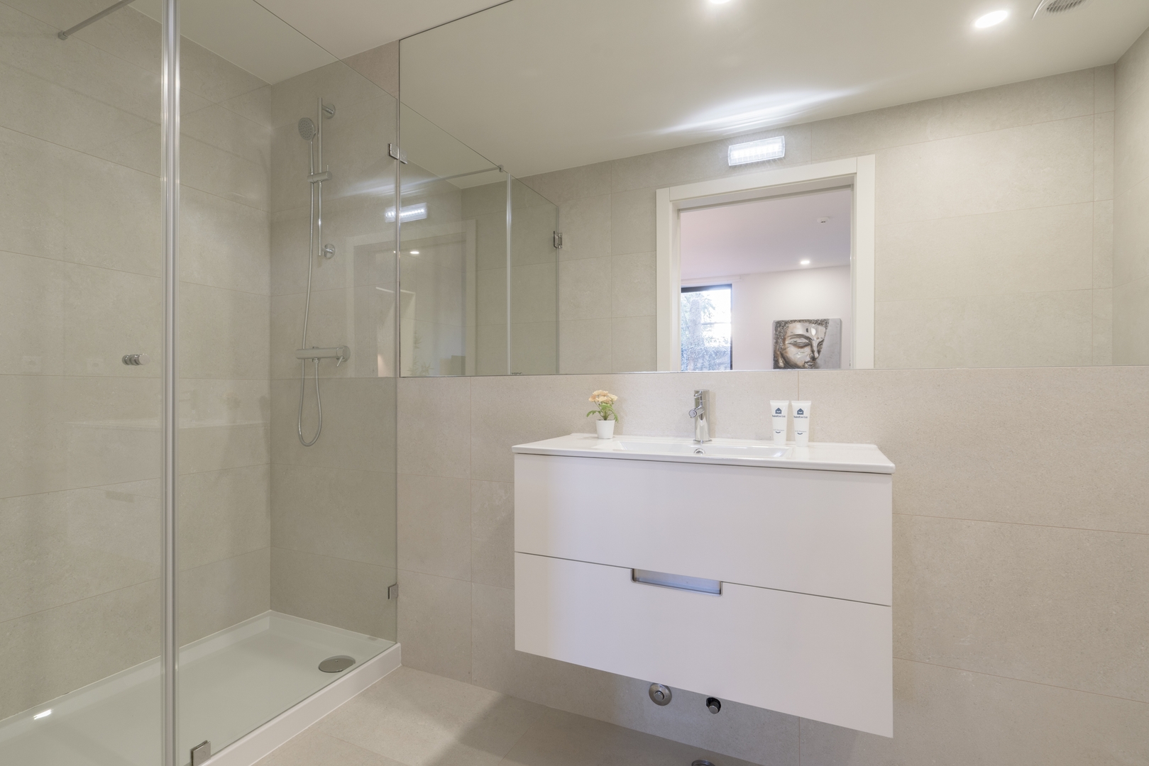 HostWise - Studios with Patio & Kitchenette 21 Host Wise Booking