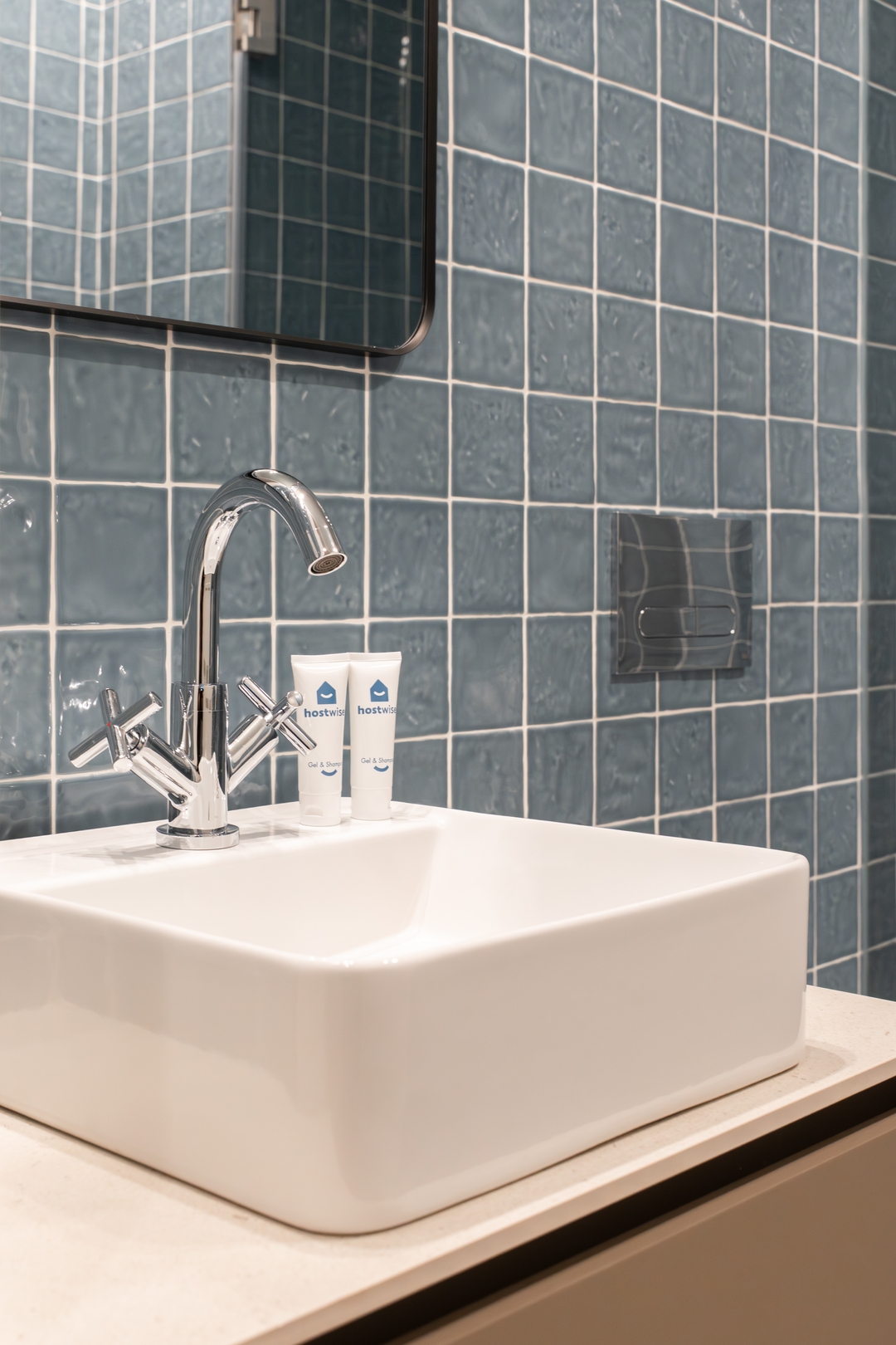 Modern Comfort in City Center by HostWise 39 Host Wise Booking