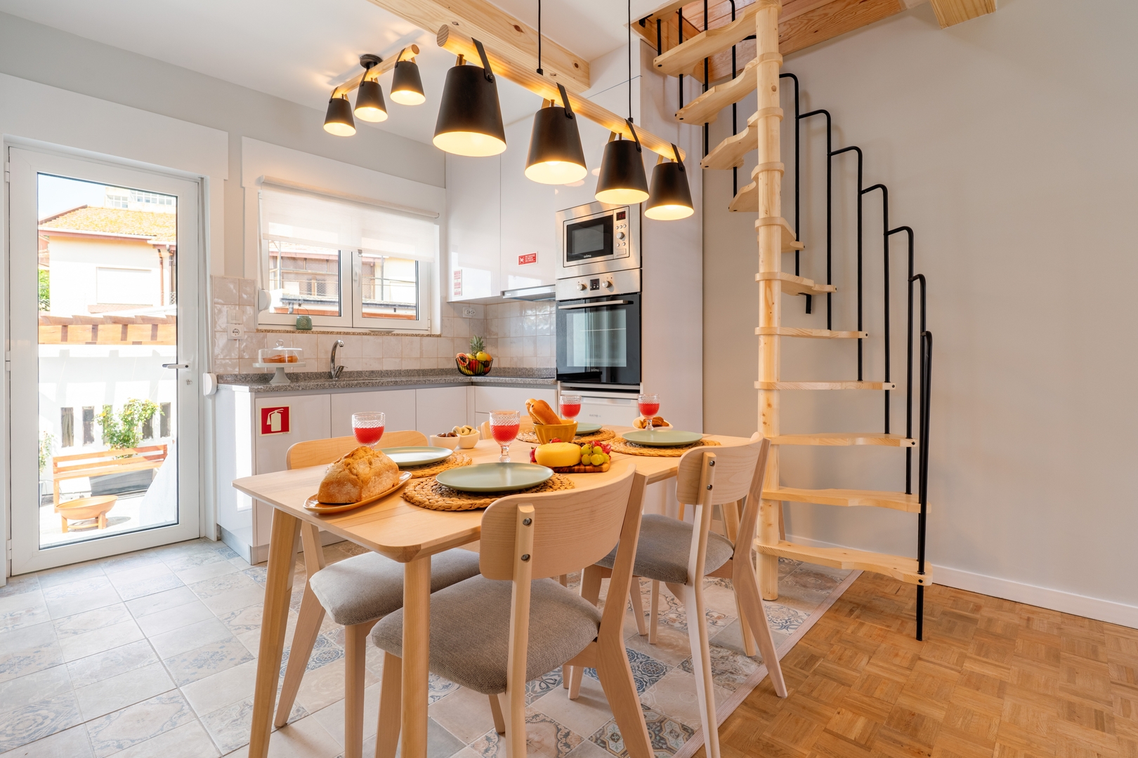 Quinta do Vintém w/ Terrace near WOW by HostWise 15 Host Wise Booking