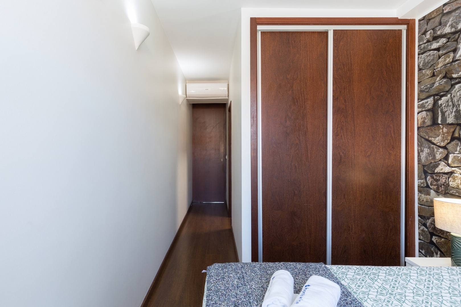 HostWise - Spacious Central Flat w/ Netflix 24 Host Wise Booking