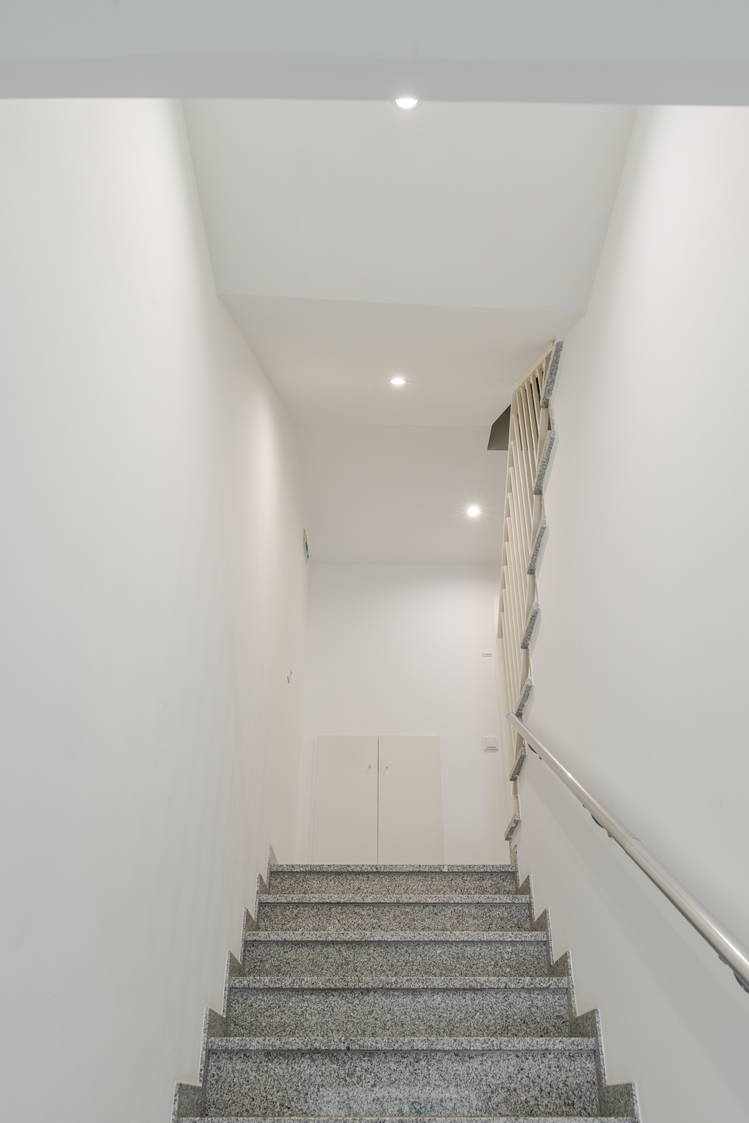 Terrace Studios & Bright Duplex by HostWise 21 Host Wise Booking