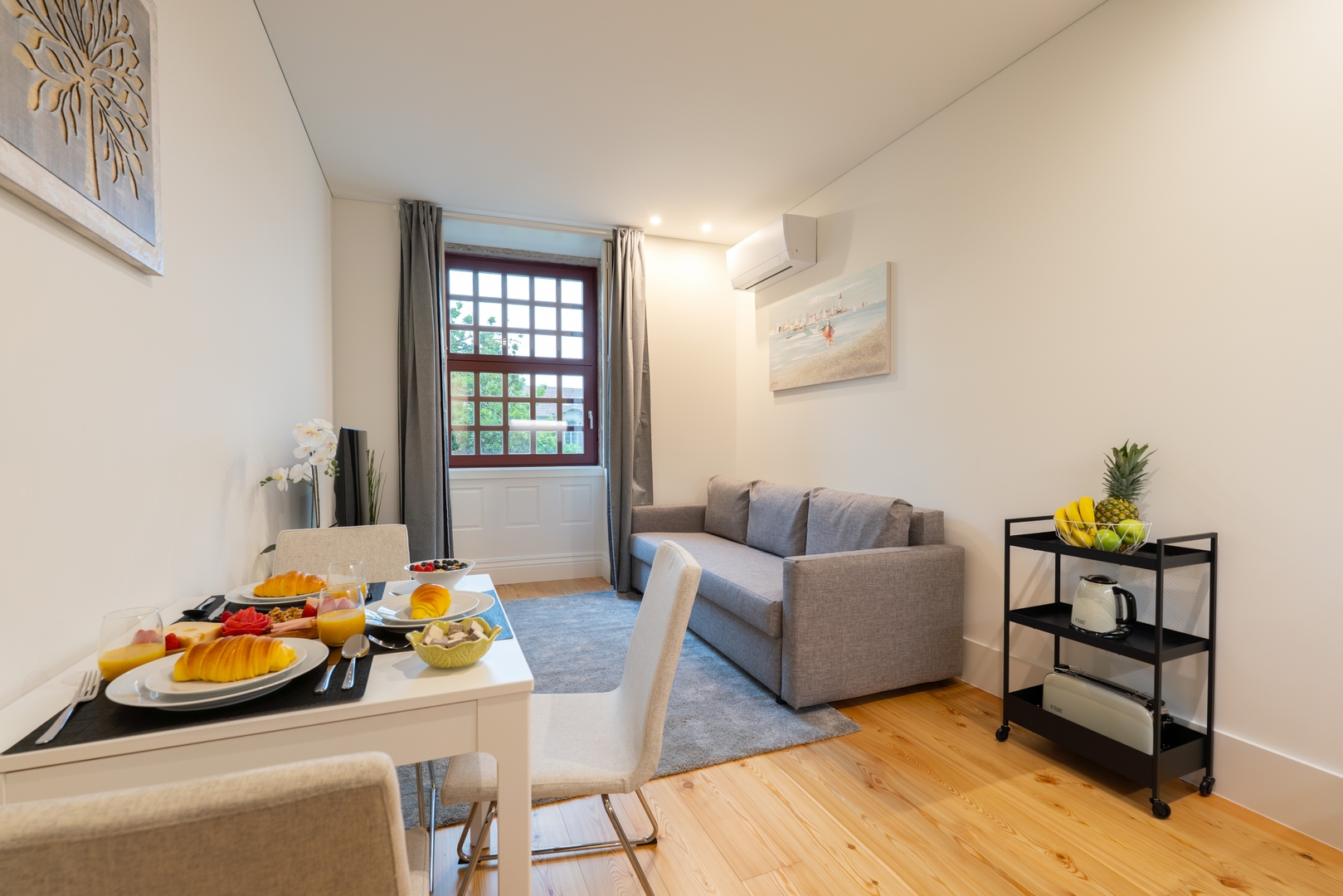 Modern Comfort in City Center by HostWise 9 Host Wise Booking