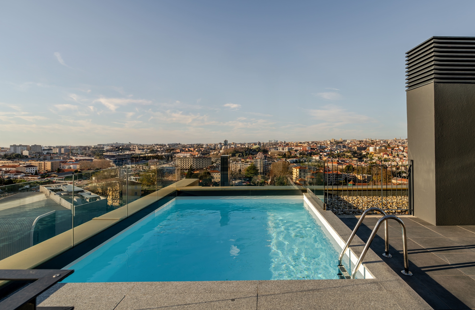 Rooftop Pool & Balconies in Gaia by HostWise Host Wise Booking