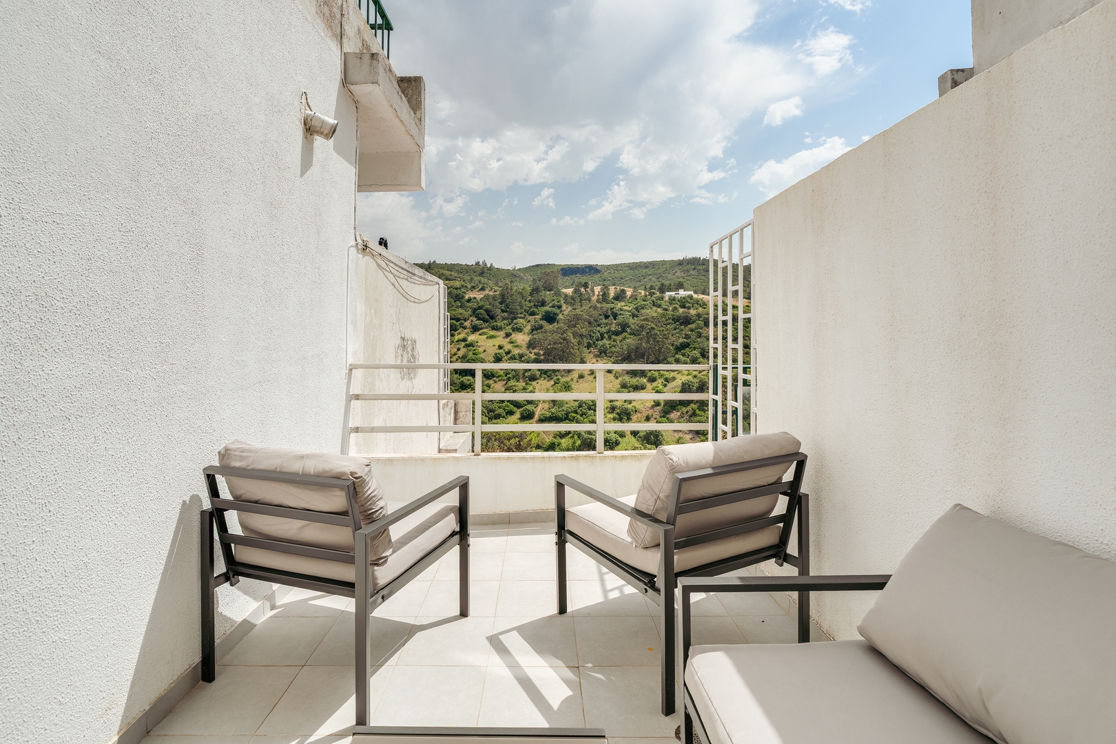 Sunny Flat w/ Jacuzzi & Balconies by Host Wise 9 Host Wise Booking