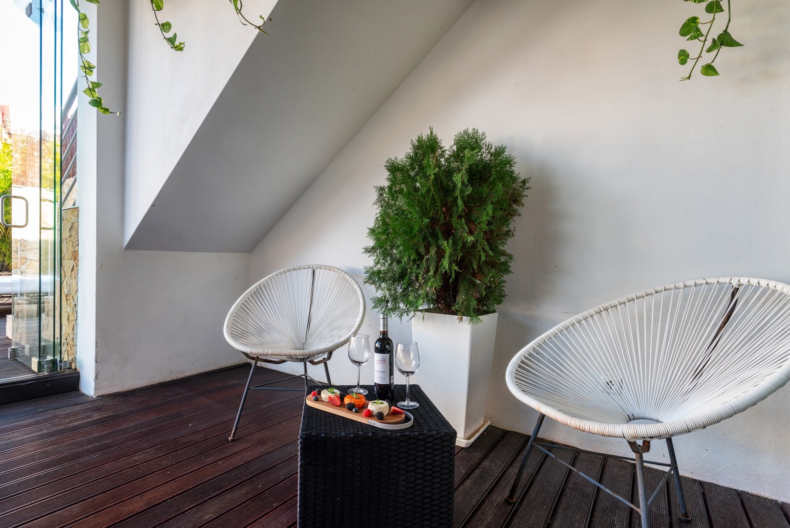 Host Wise - Luxurious House with Private Salt Pool 11 Host Wise Booking