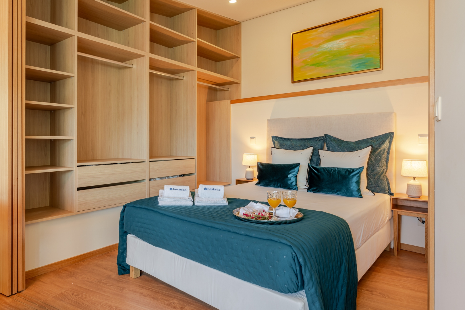 Artistic Studio with Terrace in Foz by HostWise 10 Host Wise Booking