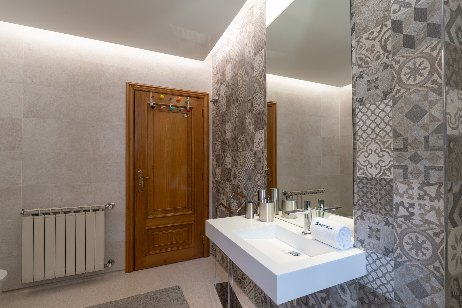Classic Villa w/ Gym & Pool Access by HostWise 55 Host Wise Booking