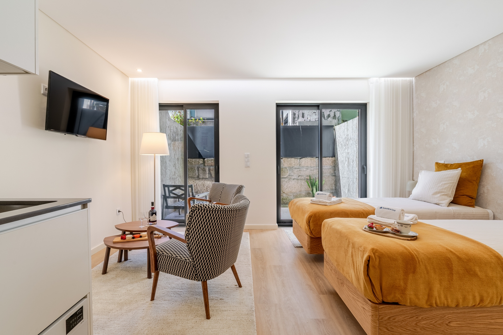 Stylish 2 Duplex & Patio Studio in Porto by HostWise 5 Host Wise Booking